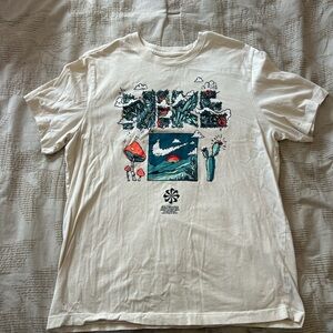 Nike Graphic Off White T-Shirt